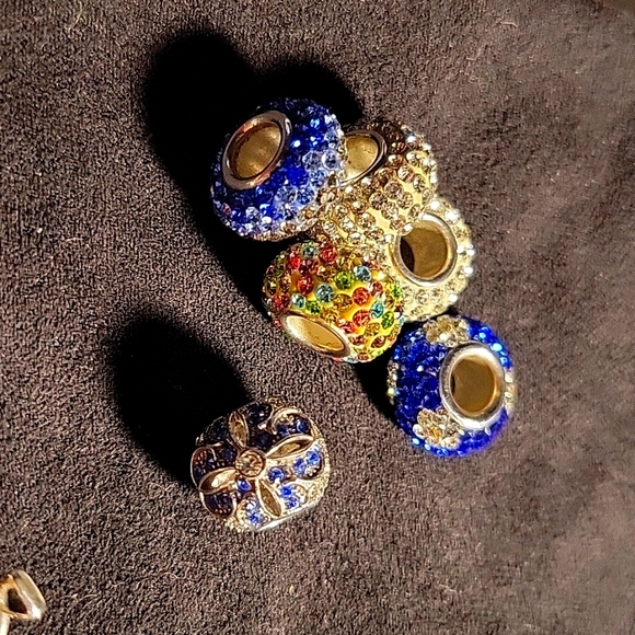 22 Individuality Beads - 925 SS Charms and 8.5" SS bracelet from Kohl's - Picture 2 of 12